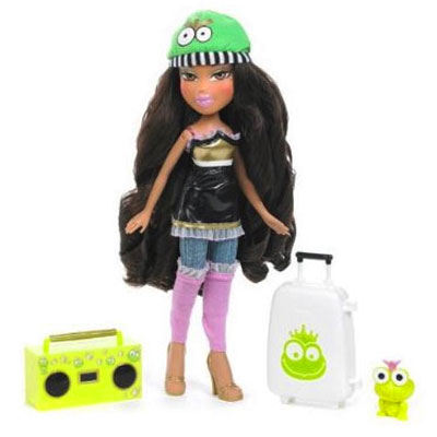 Кукла BRATZ "Хэллоуин": Yasmin Состав Кукла, чемодан, магнитофон, игрушка инфо 12064d.